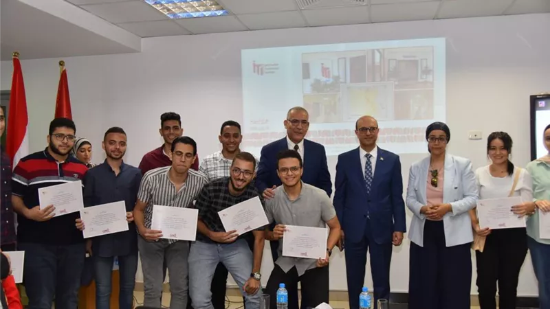 رئيس جامعة أسيوط يشهد الاحتفال بختام التدريب الصيفي