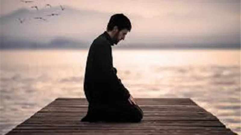 حكم صلاة الظهر أربع ركعات بعد فريضة الجمعة تبينه الافتاء
