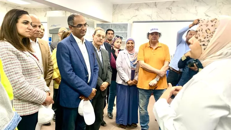 نائب وزير الإسكان يتفقد مشروعات الصرف الصحي المستدامة في البحيرة