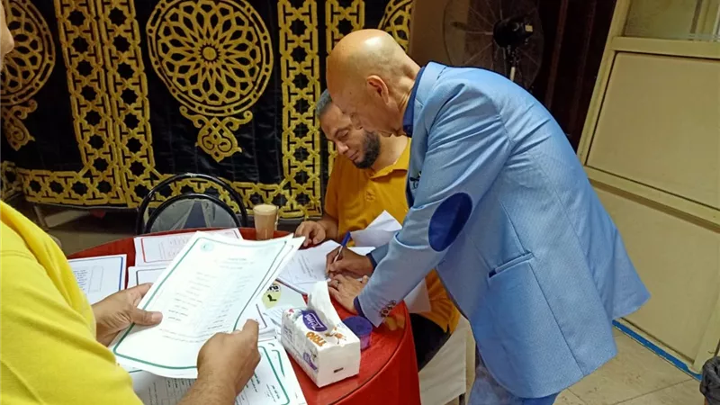 مدير صحة الشرقية يشهد انتخابات نقابة الأطباء..صور
