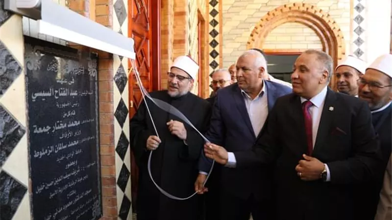 التليفزيون المصري ينقل صلاة الجمعة من مسجد 