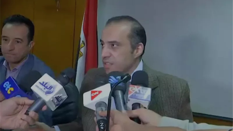 المستشار محمود فوزى: وقوفنا مع أشقائنا في فلسطين موقف ثابت