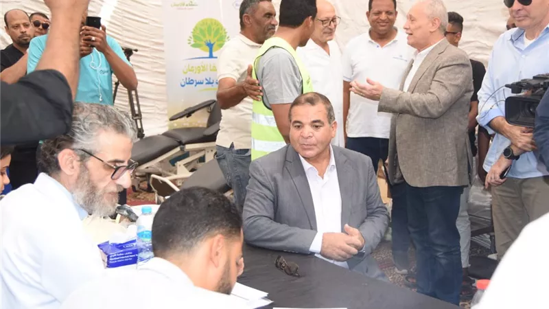 اقبال كبيرعلى حملة التبرع بالدم لصالح الشعب الفلسطينى بالأقصر.صور