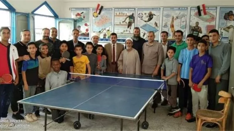 محافظ أسيوط يلتقى مدير مشروع 