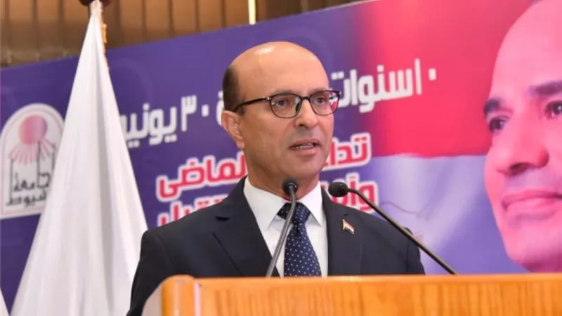 جامعة أسيوط : تشارك فى مبادرة 