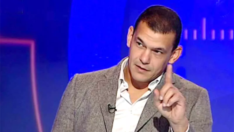 شاهد .. عبد الواحد السيد يكشف ما حدث بين شوطي لقاء أرتا سولار