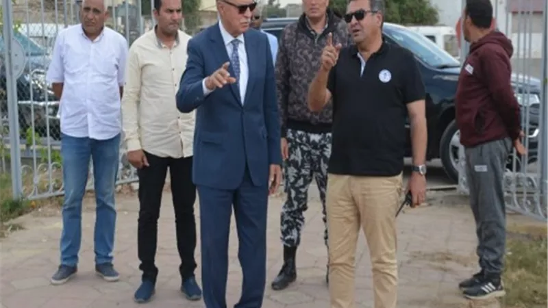 الهجان يوجه بحصر قطع الاراضي التي تم تبويرها علي الطريق الزراعي