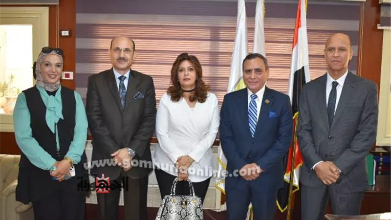 معاويه تتفقد امتحان تأهيلى الدكتوراة بالتربية الرياضية بالسادات