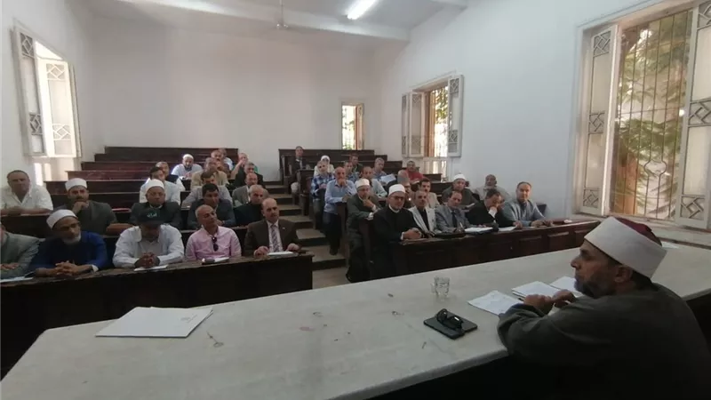 رئيس أزهر الشرقية: بحث آلية سد عجز المعلمين ومتابعة الأنصبة