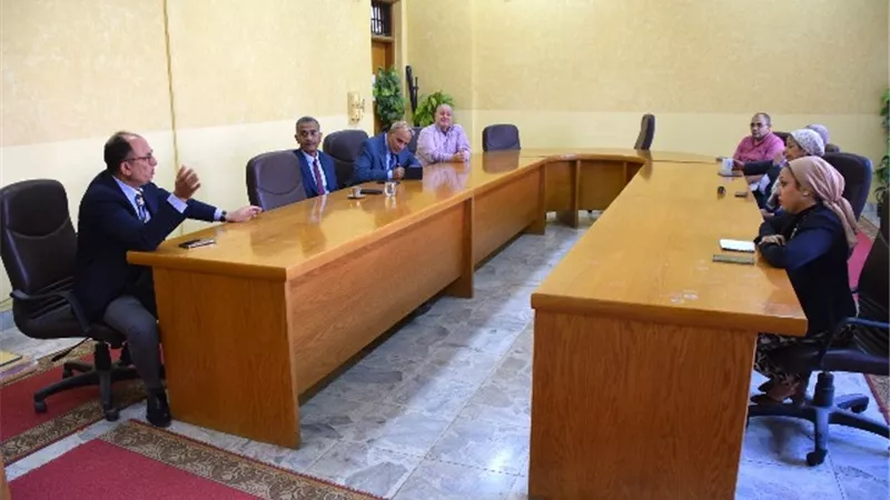 بشرة خير من رئيس جامعة حلوان لأعضاء هيئة التدريس والطلاب.. بالصور