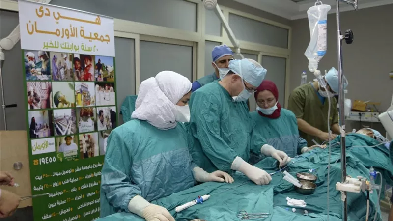 ٣ آلاف و٥٢٣ عملية قلب مفتوح وقسطرة علاجية بمحافظة أسيوط