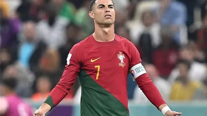 تصفيات يورو 2024 .. رونالدو يقود البرتغال أمام البوسنة والهرسك
