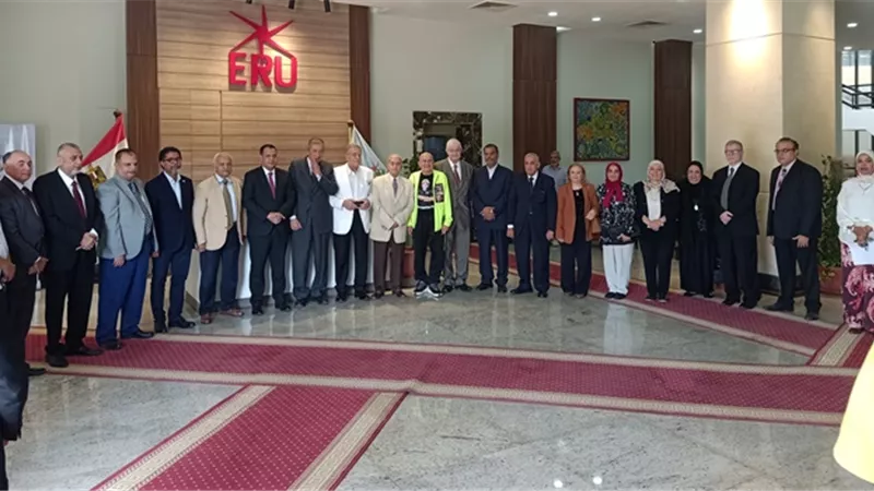 الجامعة المصرية الروسية تحتفل باليوبيل الذهبى لحرب أكتوبر بحضور الأبطال.. فيديو