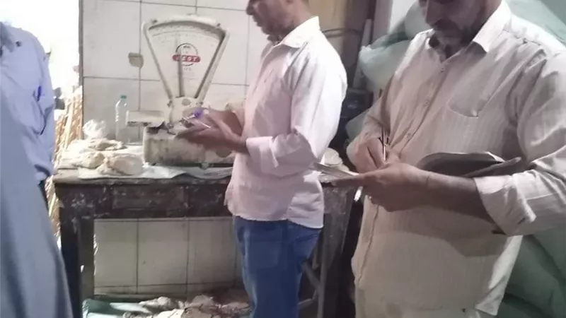 تموين مطاي يحرر ٢٢محضر تمويني للمخابز بمركز مطاي