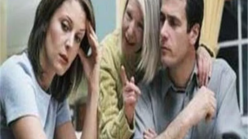 تفاصيل مأساة عروس داخل محكمة الأسرة بعد شهر العسل.. أبن أمه
