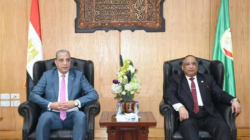 محافظ الفيوم يستقبل رئيس هيئة قضايا الدولة