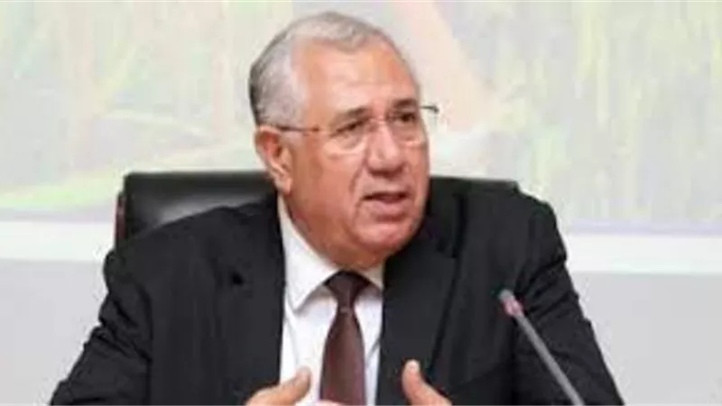 وزير الزراعة يبحث مع نظيره الإيطالي التعاون المشترك في المجال الز