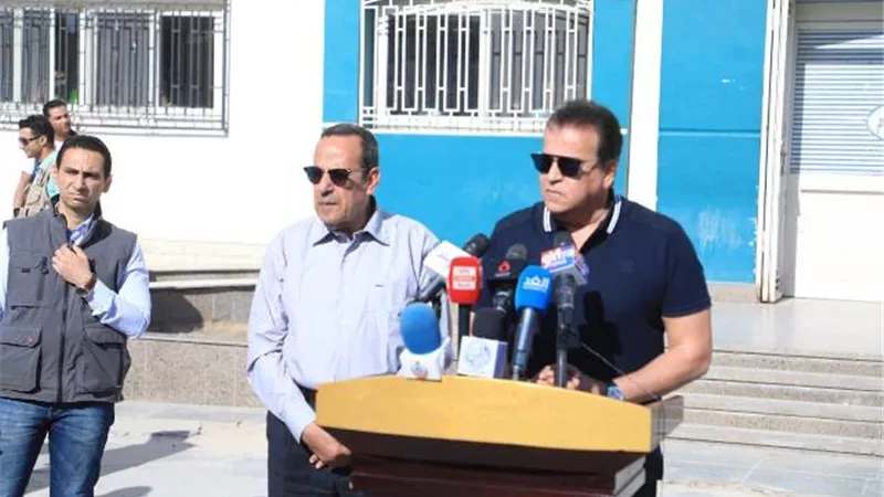 وزير الصحة ومحافظ شمال سيناء يتفقدان مستشفى العريش العام