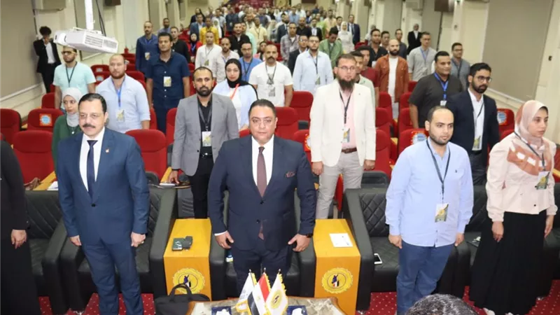 انطلاق ملتقى إعداد القيادات الشابة بالجامعات والمعاهد