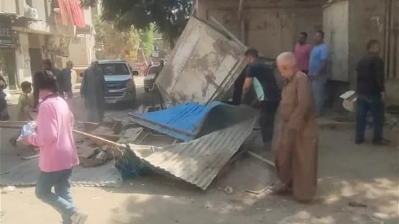 رفع اكشاك واشغالات ترعة السواحل بامبابه للتطوير