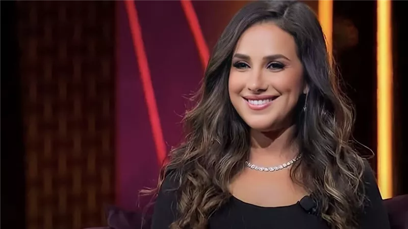 شيري عادل تقدم للجمهور 
