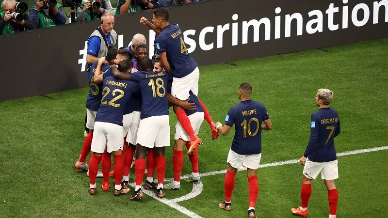 منتخب فرنسا يُنهي الشوط الأول بثلاثية فى شباك إسكتلندا - فيديو