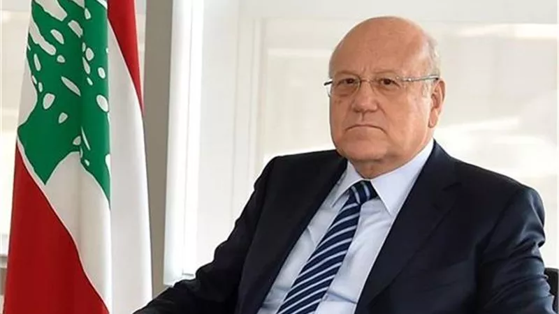 لبنان ينكس الأعلام غدا حدادًا على شهداء المجازرفى غزة