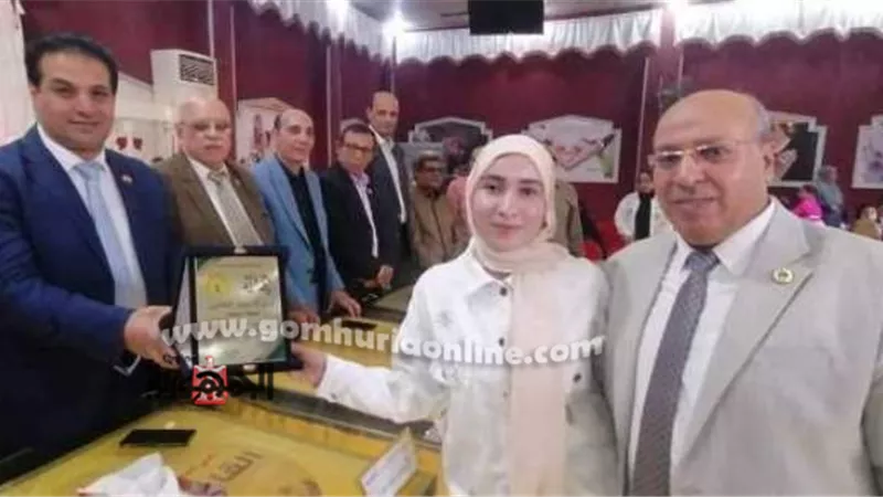 دكرنس كرمت أبناء المعلمين المتفوقين
