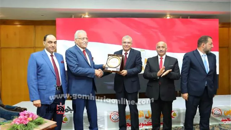 الدرندلي يشهد إحتفالية الطب باليوبيل الذهبى لانتصارات اكتوبر