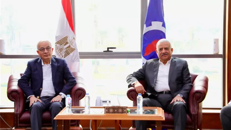 وزير التعليم يصل السويس لتفقد وافتتاح عدد من المدارس
