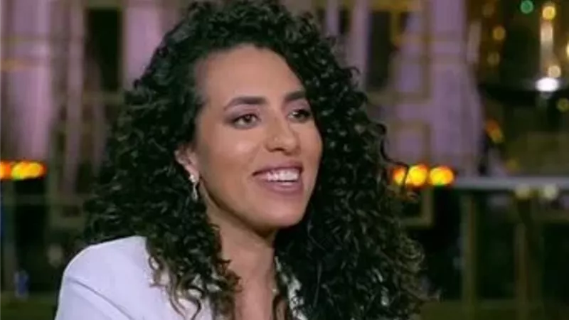 منة عدلي القيعي تكشف سر سرقة رقم تليفون عمار الشريعى