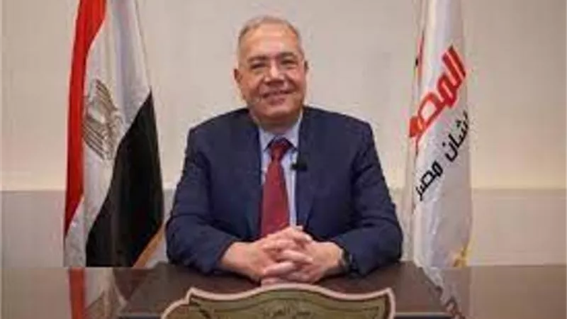 المصريين الأحرار يعلن تفويض الرئيس لاتخاذ التدابير اللازمة للحفاظ على الأمن القومى