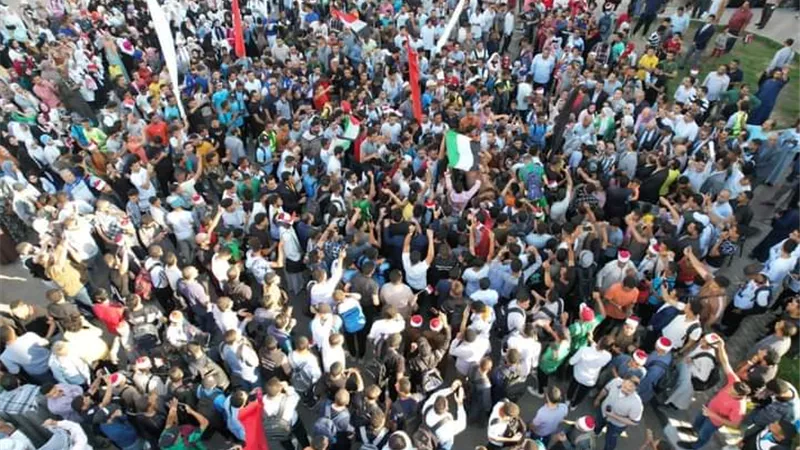 تظاهرة حاشدة بسوهاج للتنديد بالعدوان الإسرائيلى على غزة