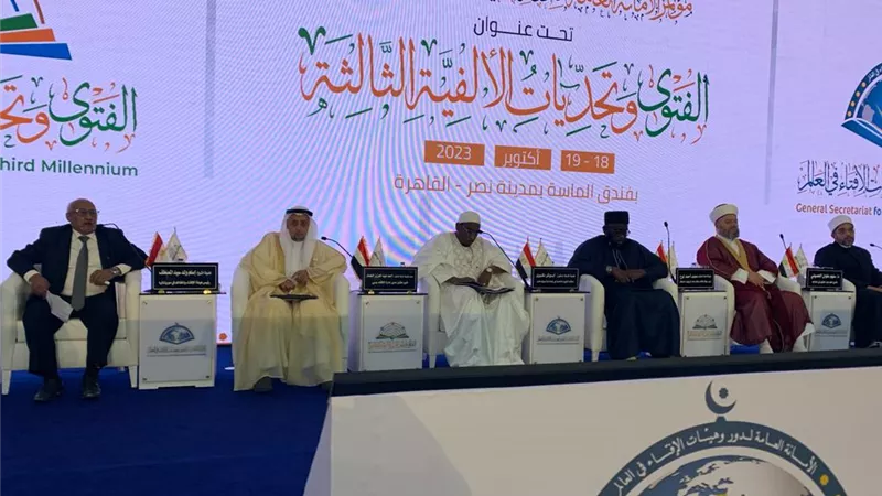 د.لوح:يجب فتح البلاد الأفريقية أمام بعضها البعض تجاريا وصناعيا