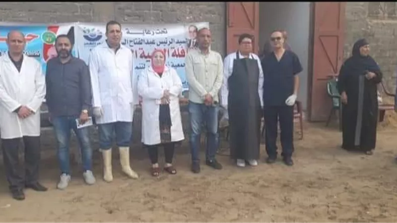 قافلة بيطرية وقائية إرشادية علاجية بقرية منشأة دعبس بمركز أبو قرق
