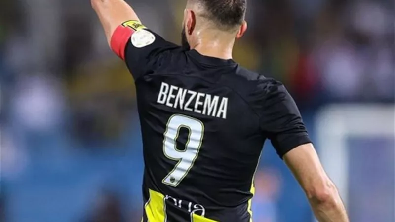 بنزيما يقود تشكيل اتحاد جدة أمام التعاون في الدوري السعودي