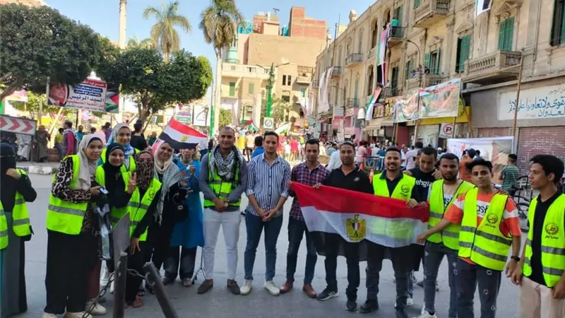 وكيل وزارة الشباب والكيانات الشبابية يشاركون بمسيرة دعم غزة