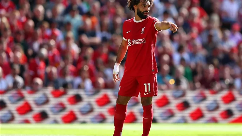 محمد صلاح يقود تشكيل ليفربول المتوقع أمام إيفرتون بالدوري الإنجليزى