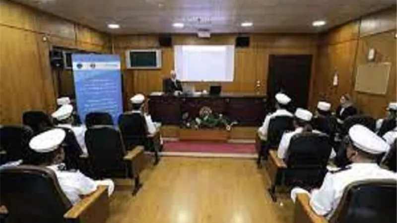 الداخلية تنظم دورة تدريبية فى مجال