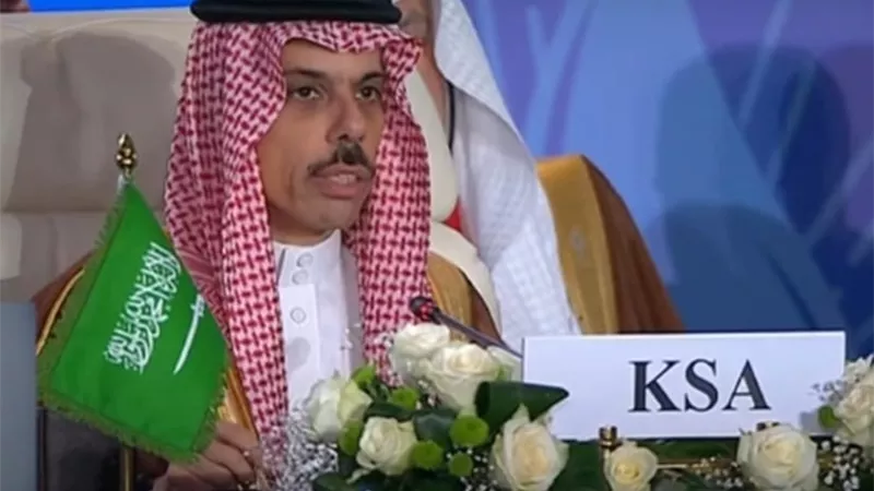 وزير الخارجية السعودي: نرفض محاولة التهجير القسري للفلسطينيين
