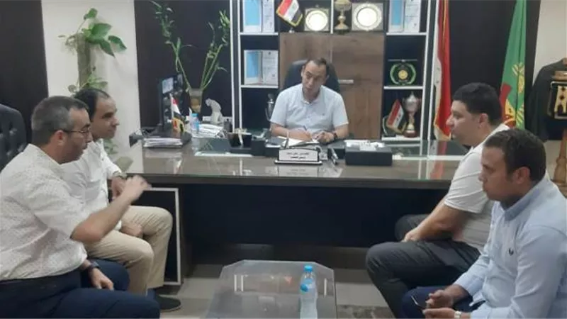 تفاصيل اجتماع رئيس جهاز الشروق مع ممثلى السكان والإستجابة للمطالب