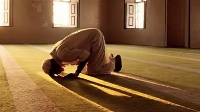 مواقيت الصلاة اليوم الأحد 22-10-2023