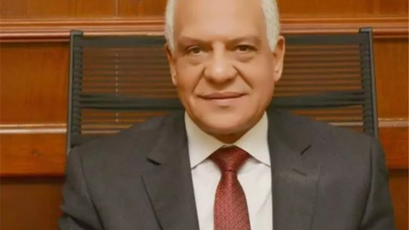 محافظ الجيزة يهنئ مجلس إدارة نادي الزمالك الجديد