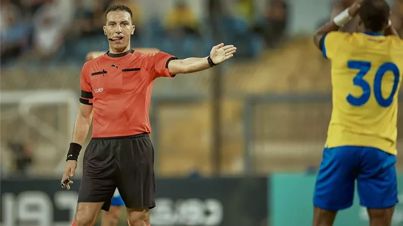 الإسماعيلي يقدم احتجاجا رسميا ضد حكم مباراة فاركو