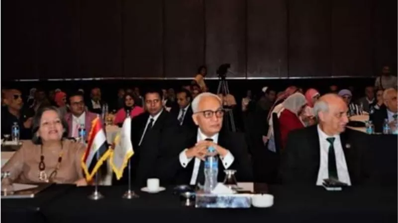 التعليم تنظم ندوةمشروع المدارس المفتوحةللجميع المدعم بالتكنولوجيا