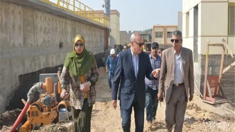 محافظ القليوبية يتفقد محطتي معالجة القشيش ومنشأة الكرام بشبين