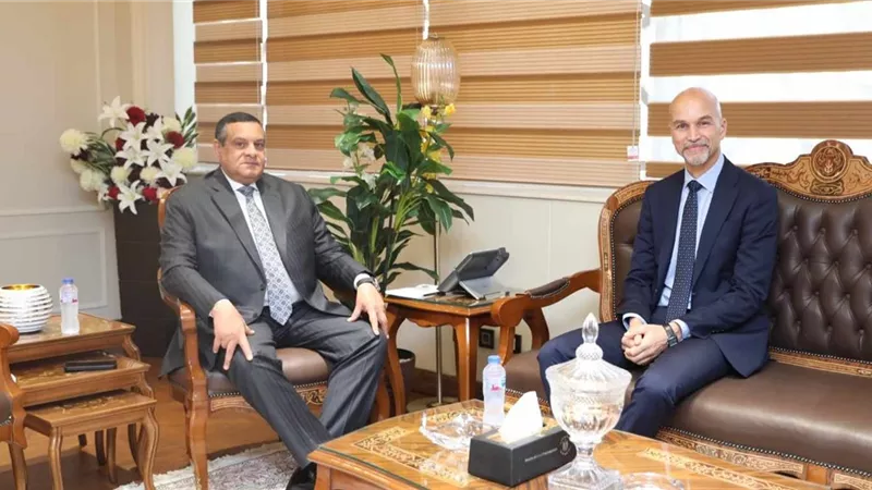 قنصل عام فرنسا بالإسكندرية: مصر دولة محورية بالشرق الأوسط وأفريقيا