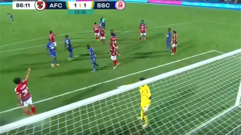 عمرو أديب يعلق علي تأهل الأهلي لنصف نهائي دوري السوبر الإفريقي