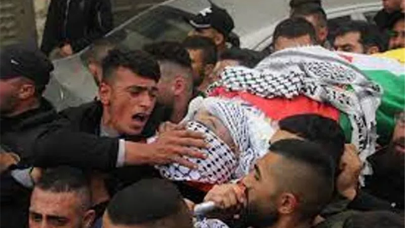 استشهاد شاب فلسطيني متأثرا بإصابته برصاص الاحتلال الإسرائيلي في الضفة الغربية