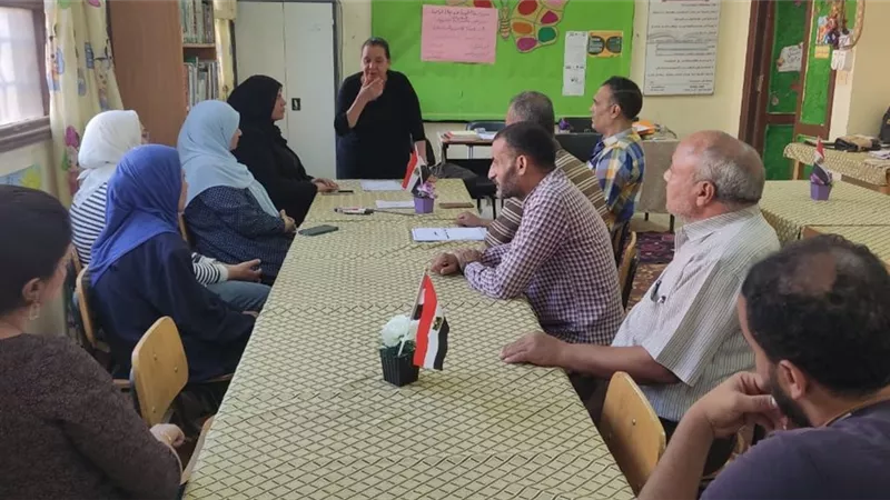 وزارة العمل:ندوة للتوعية بالسلامة والصحة المهنية بمدارس أسيوط